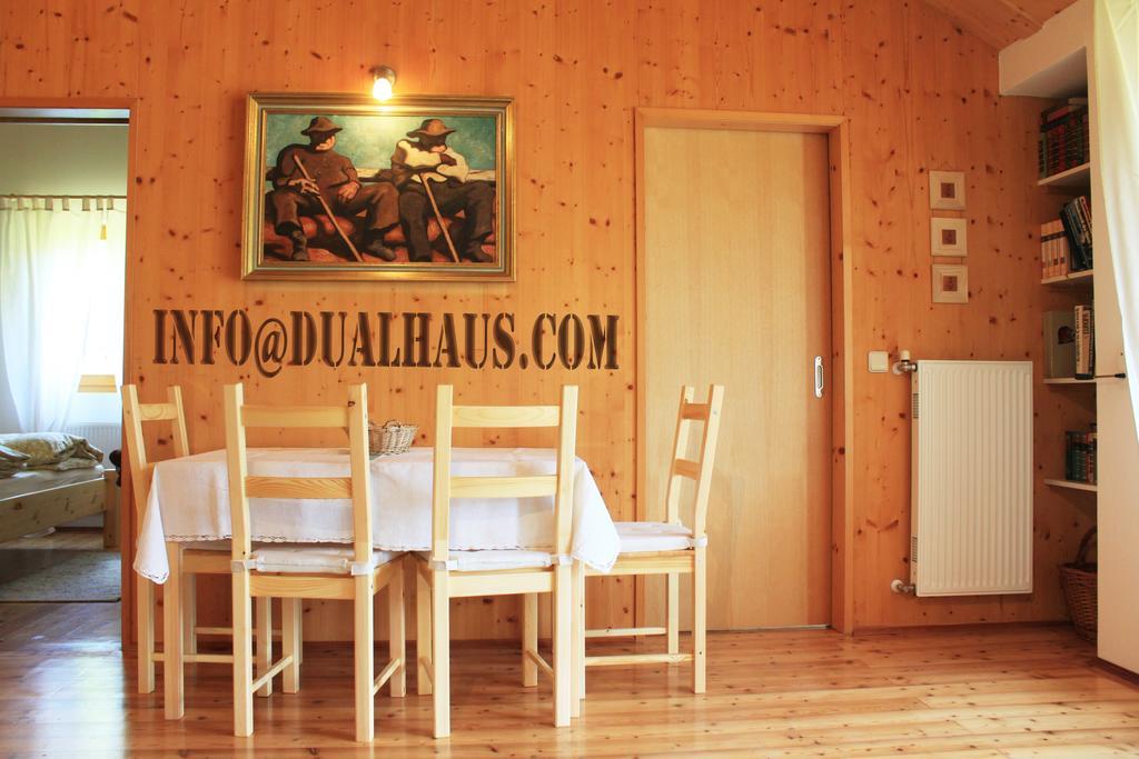 Apartmentshaus Dual -1 프레제거제 외부 사진